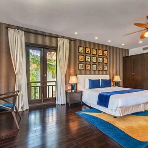 Luxury Three-Bedroom Villa Private Pool